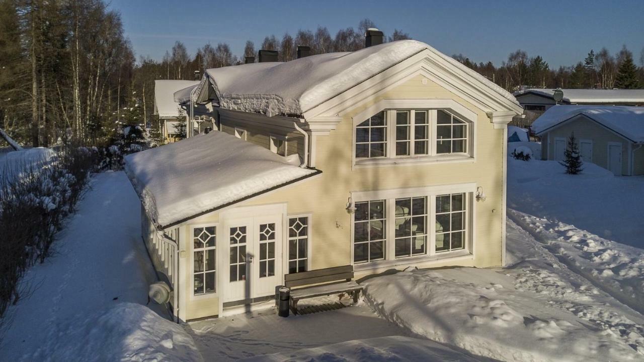Villa Nietos Рованиеми Экстерьер фото
